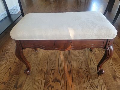 Vanity Bench Upholdstered