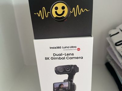 Like-New Insta360 Luna Ultra 8K Gimbal Camera + Mic Pro Bundle