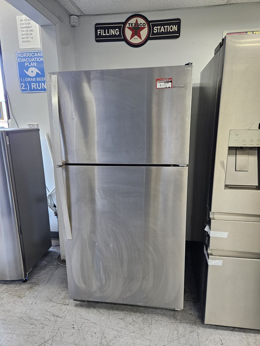 Whirlpool Stainless Steel Top Freezer Refrigerator UsedGood Condition