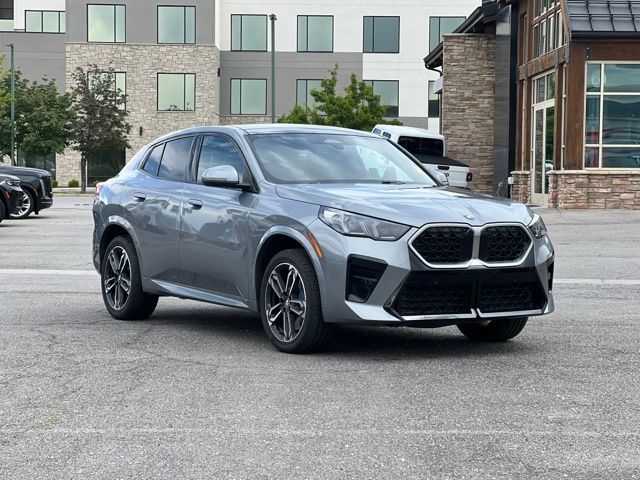 2025 BMW X2 xDrive28i