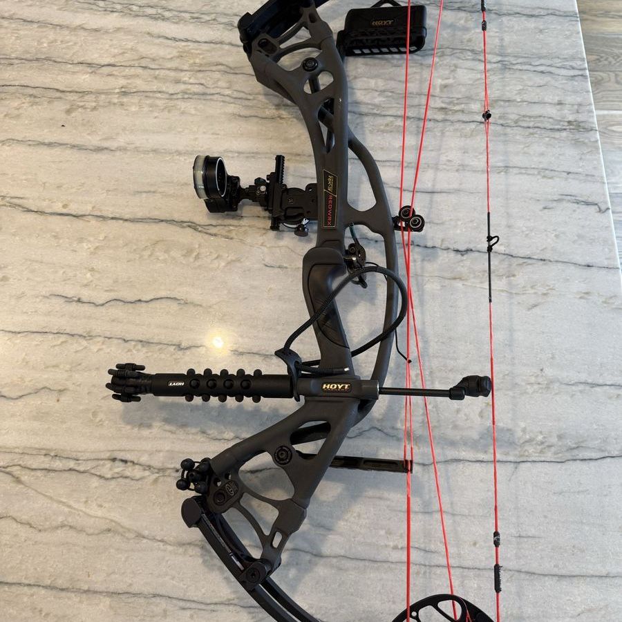 Hoyt RX3 ultra 70#