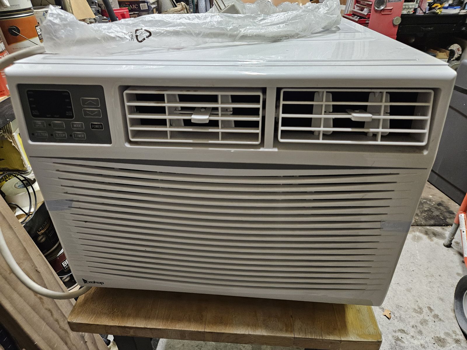 8000 BTU Window Mounted Air Conditioner w/Heat remote and wifi