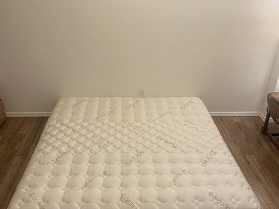 King Mattress, Saatva Classic, Excellent Condition, Like New, 14.5", REDUCED PRICE