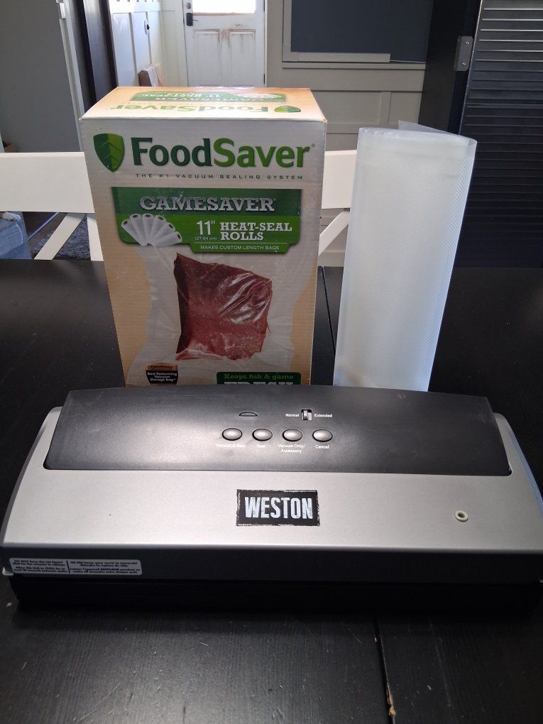 Weston Vacuum Seal - BONUS Sealing Bags & Skinning Knives