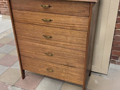 Vintage 5 Drawer Dresser