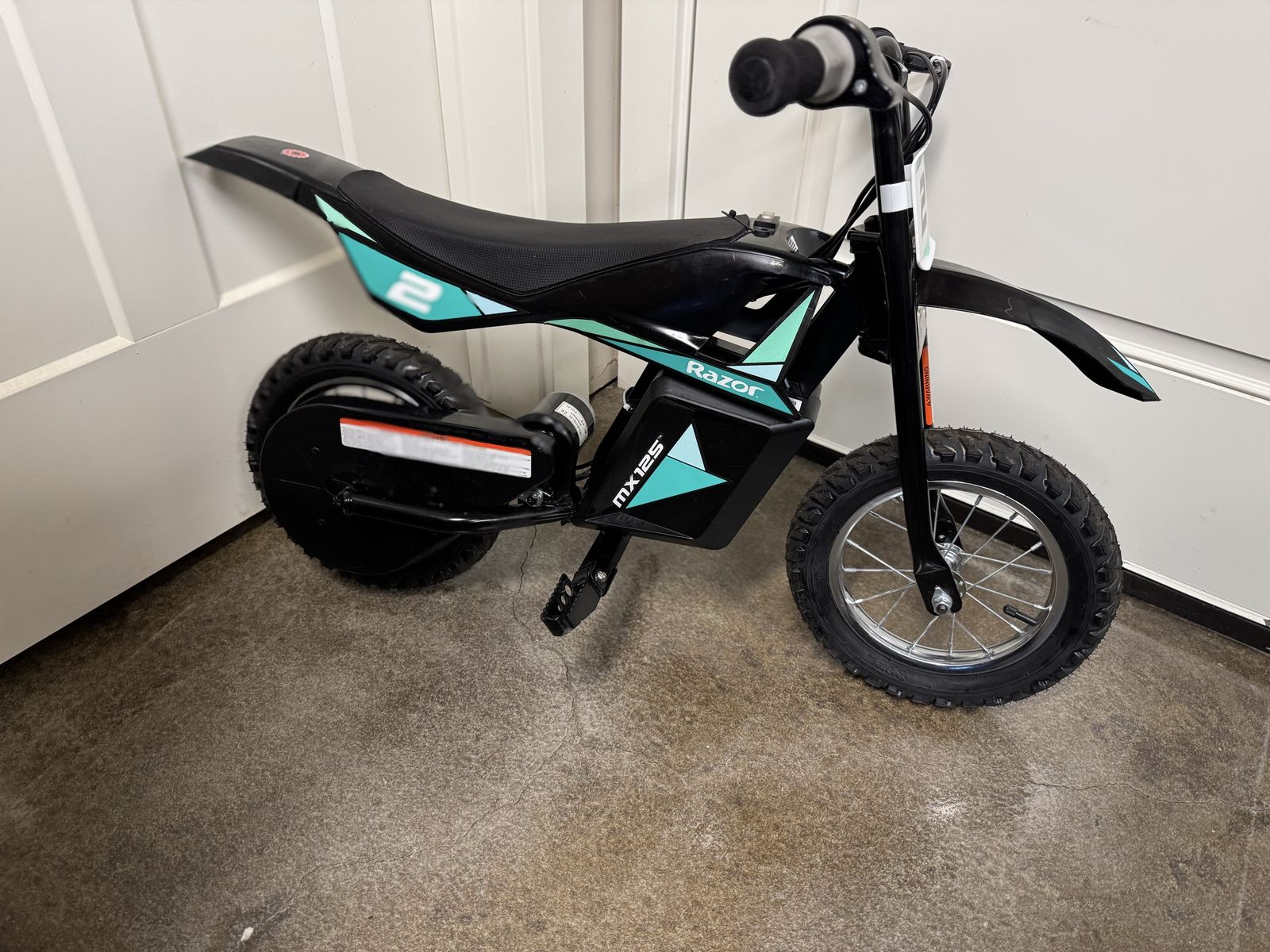 Razor Mx125 kids 12 volt electric motorcycle
