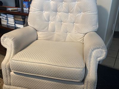 Vintage Tufted Upholstered Rocking chair with Skirt