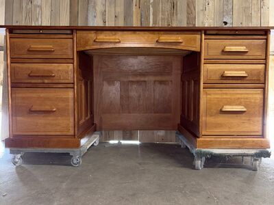 Beautiful cherry high quality desk