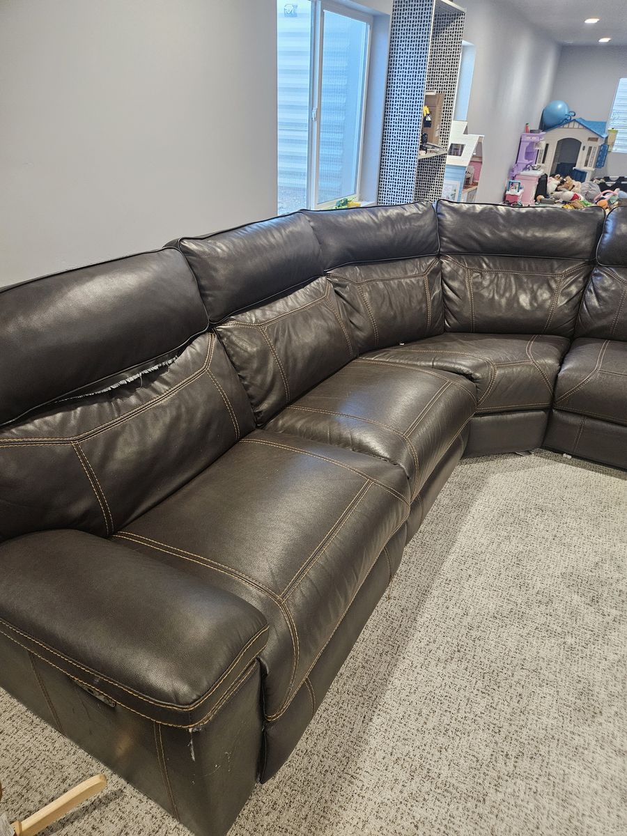 Power reclining sectional