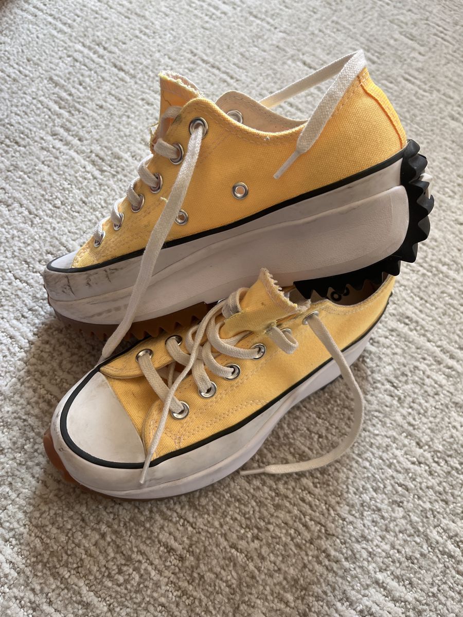 Converse Run Star Hike Low Top Yellow Platform Sneakers - Size (Women's 6)
