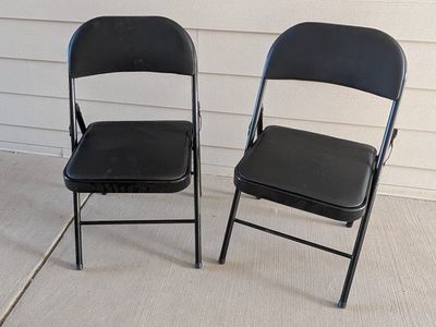 Set of 2 Black Metal Folding Chairs | Padded Vinyl Seat & Backrest