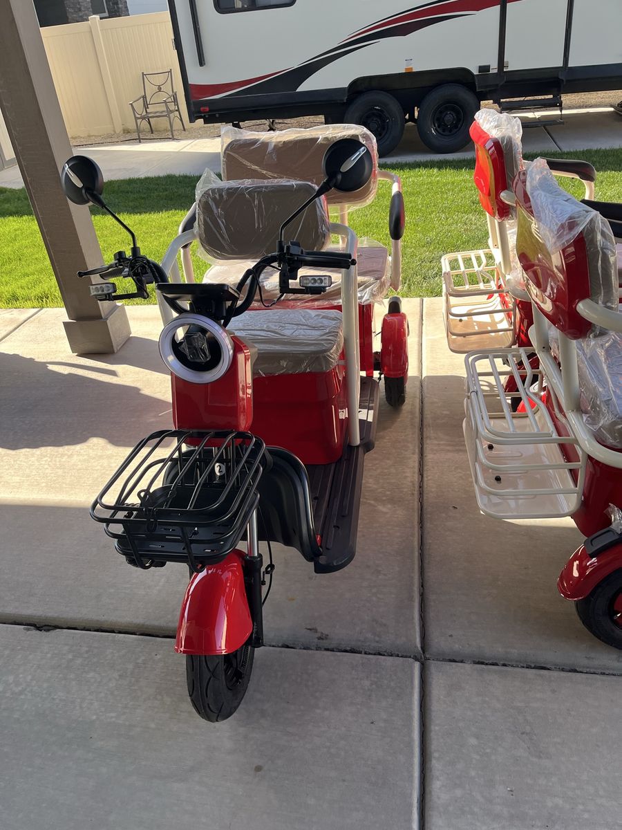 Electric Mini Golf / Cruiser Scooter