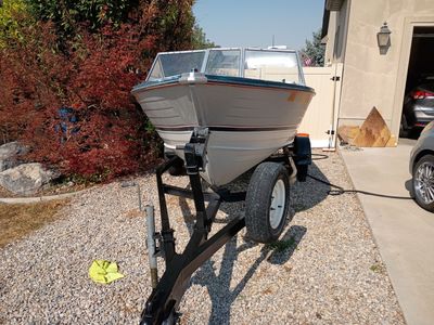 Project boat super thick heavy alum hull, Crestliner