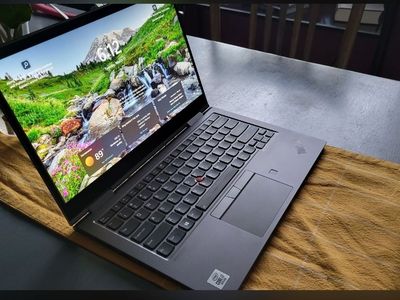 ThinkPad X1 Yoga Gen 5 | i7 | 16GB RAM | 2-in-1 Touchscreen |