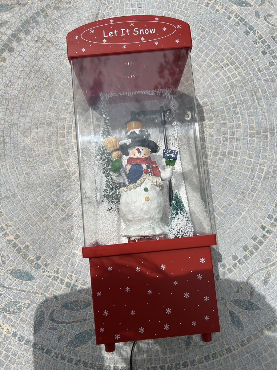 Snowing Christmas Decoration