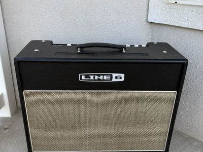 Line 6 Flextone III guitar amplifier