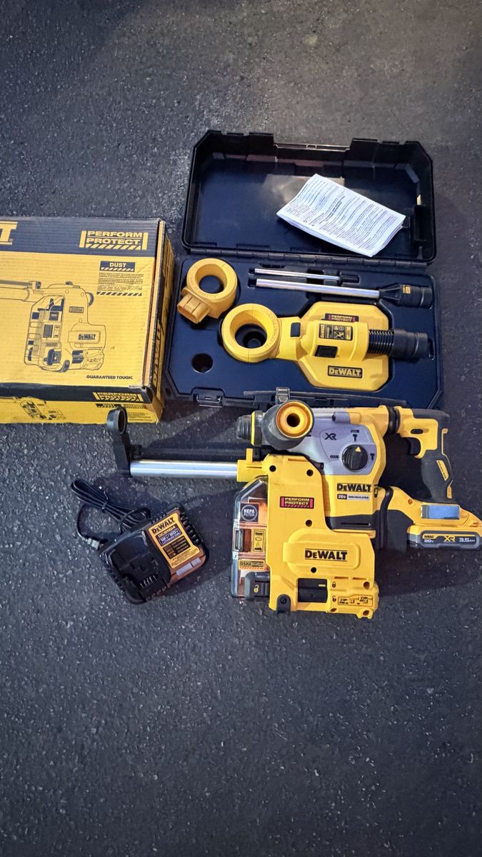SDS 1”1/8 Demo hammer with battery/ Dust extractor/ large hammer dust extractor with battery