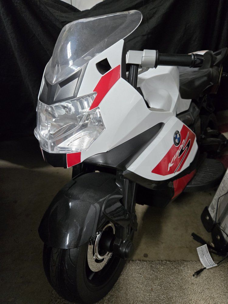 BMW K1300S Kids Electric Ride-On Motorcycle - White/Red, Battery-Powered
