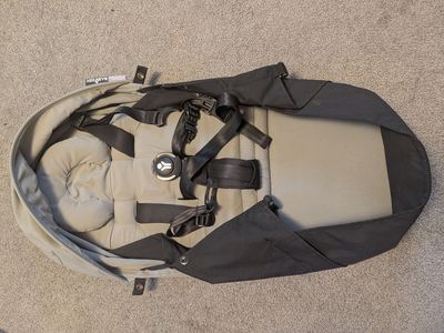 Babyzen YOYO 0+ Newborn Pack / Bassinet Attachment with Cover & Bag