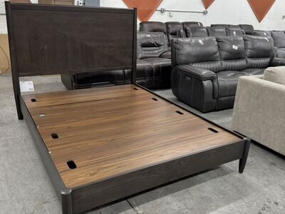 Bed Queen New No Mattress Wood