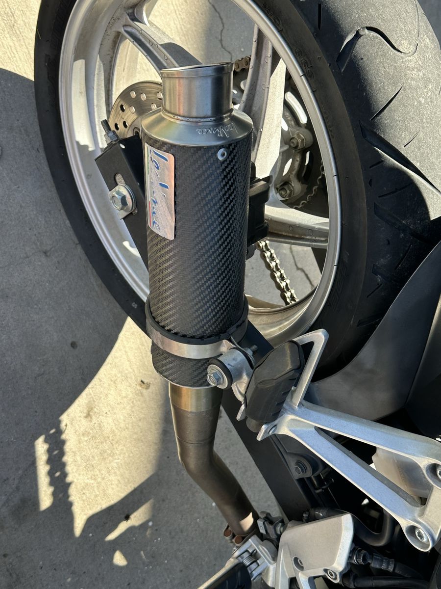 Main image 4