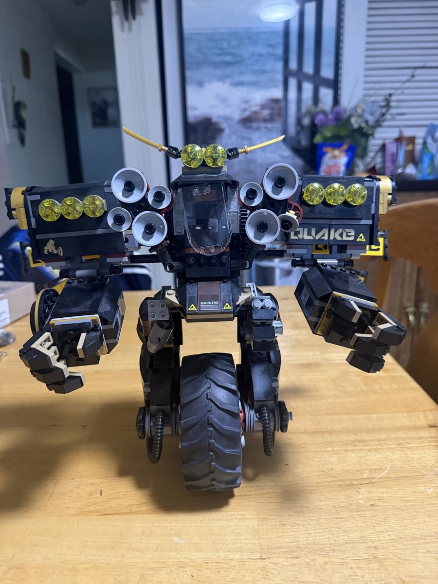 LEGO Ninjago Movie Quake Mech 70632 Built Set