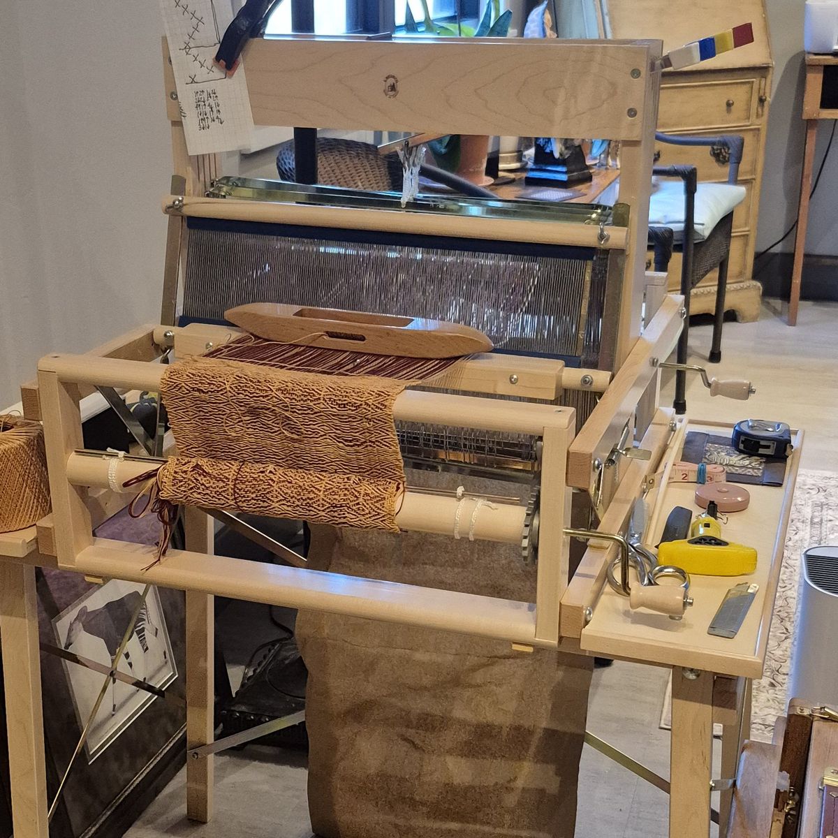 4 harness Leclerc loom/table 16"