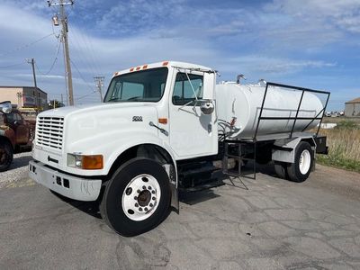 2000 International 1600 Gallon Water Truck