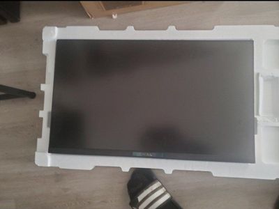 31.5' 4K 160hz Refresh Rate Gaming Monitor