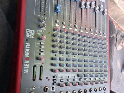 Allen & Heath ZED-14 14-Channel Studio/Live Mixer with USB Audio Interface