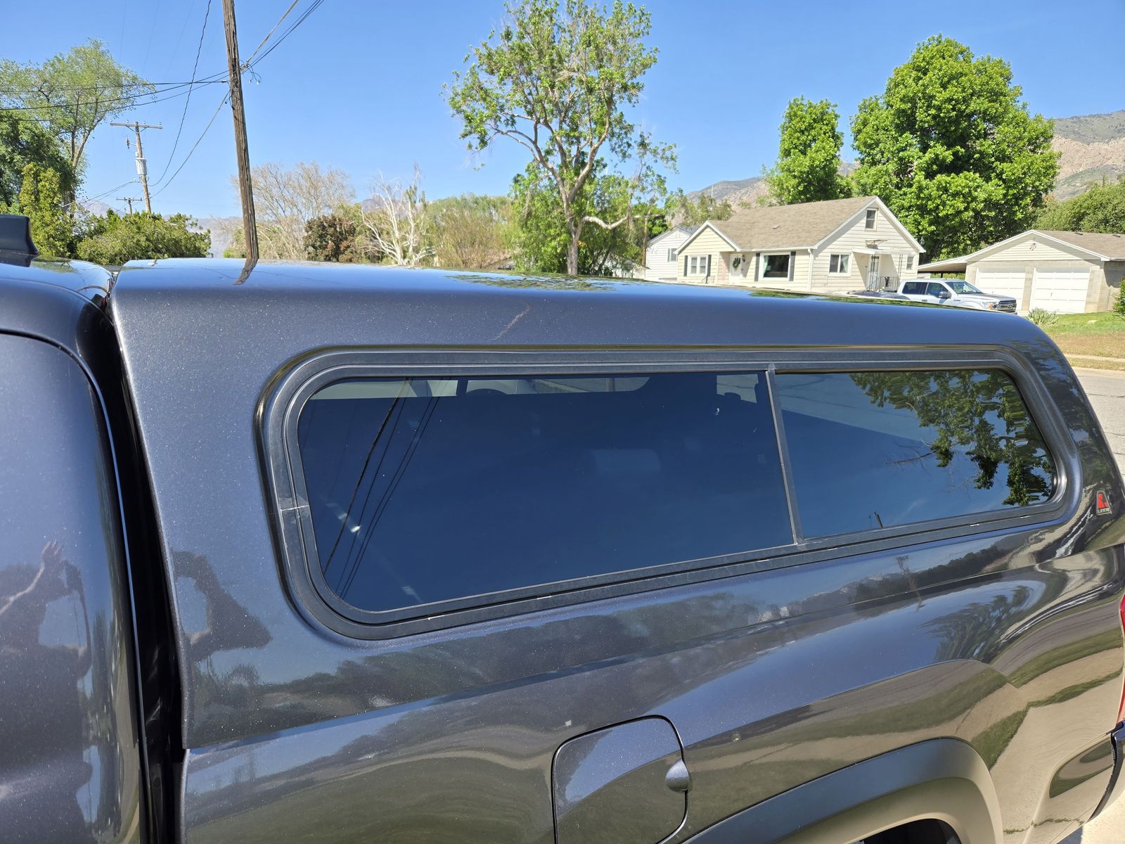 Leer tacoma 3rd gen shell