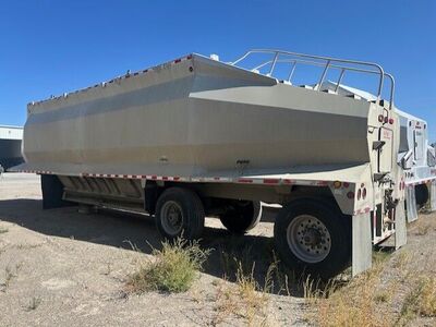 2005 Marquez Belly Dump trailer