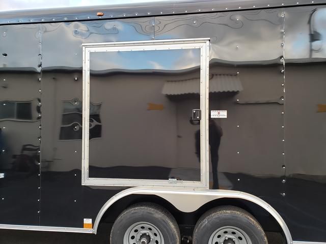 Main image 6