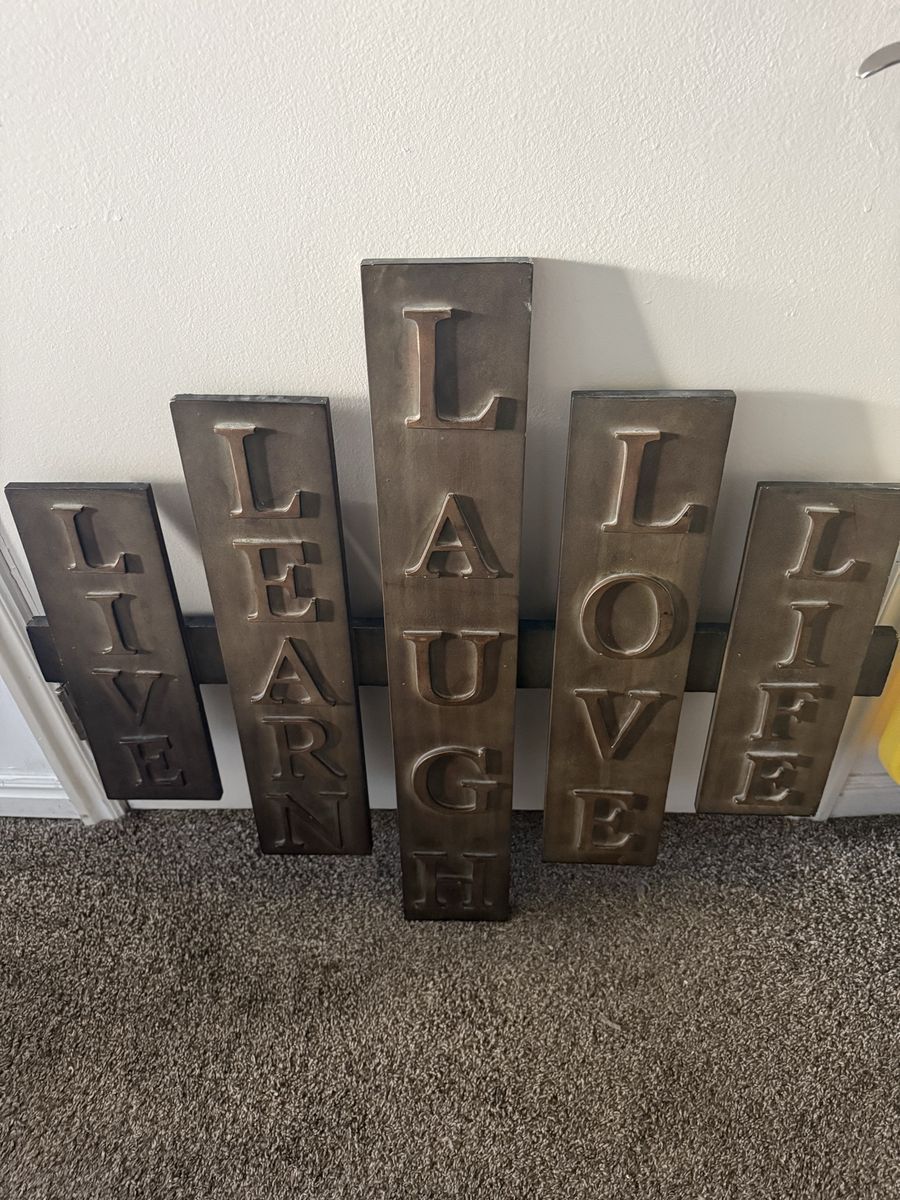 Hanging decorative