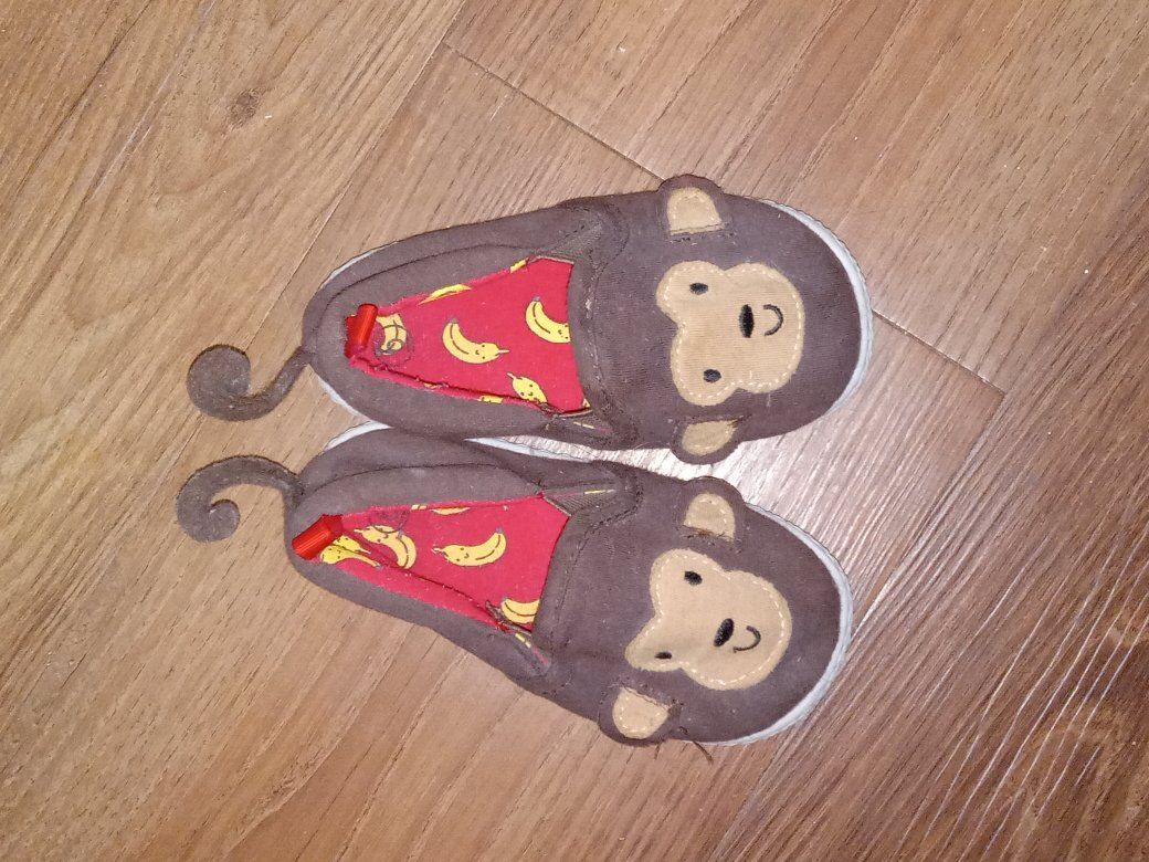Toddler Monkey Slip-On Shoes Brown with Banana Print Lining Size 6
