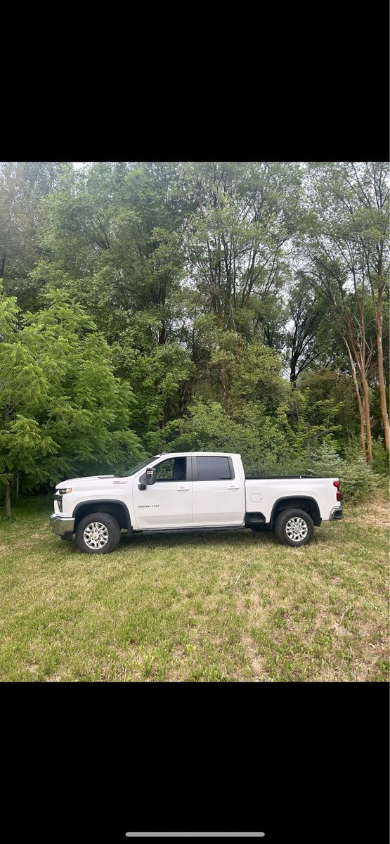 3500 Diesel Truck Chevrolet 2023