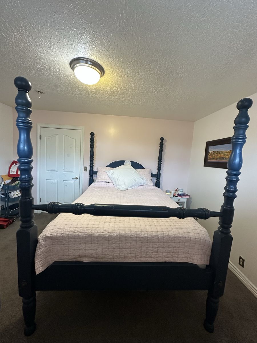 Solid wood queen bed