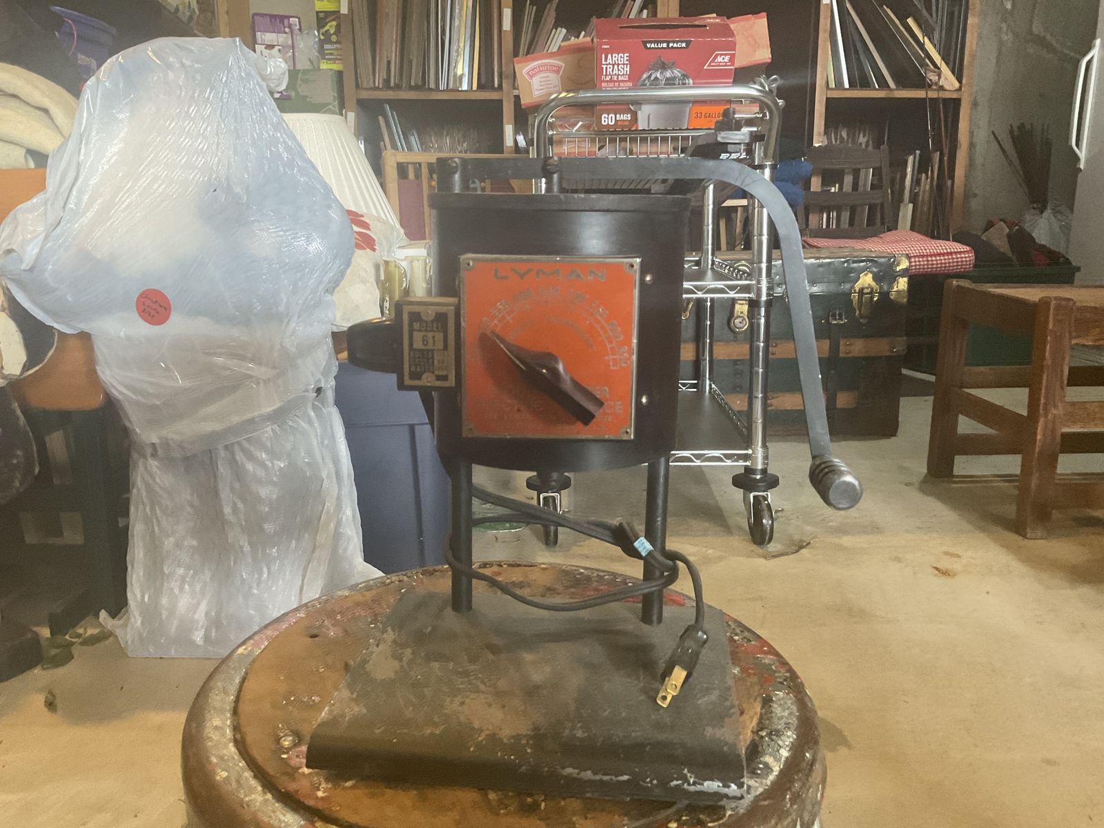 Lyman Mould Master Electric Furnace Model 61