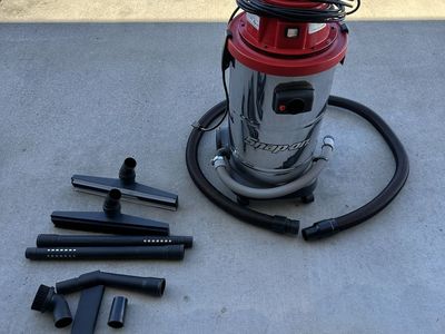 Snap-on Professional Wet/dry Vacuum - New In Box