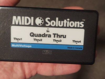 MIDI Solutions Quadra Thru 1-in 4-out MIDI Thru Box