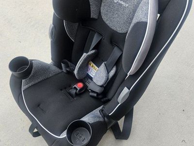 Safety 1st car seat forward, rear facing & booster