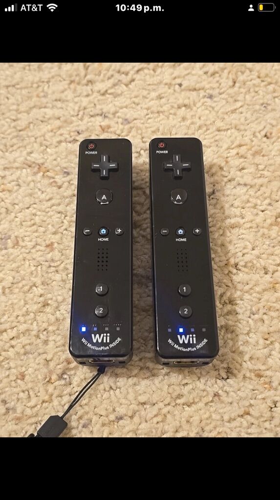 Lot of 2 OEM Nintendo Wii