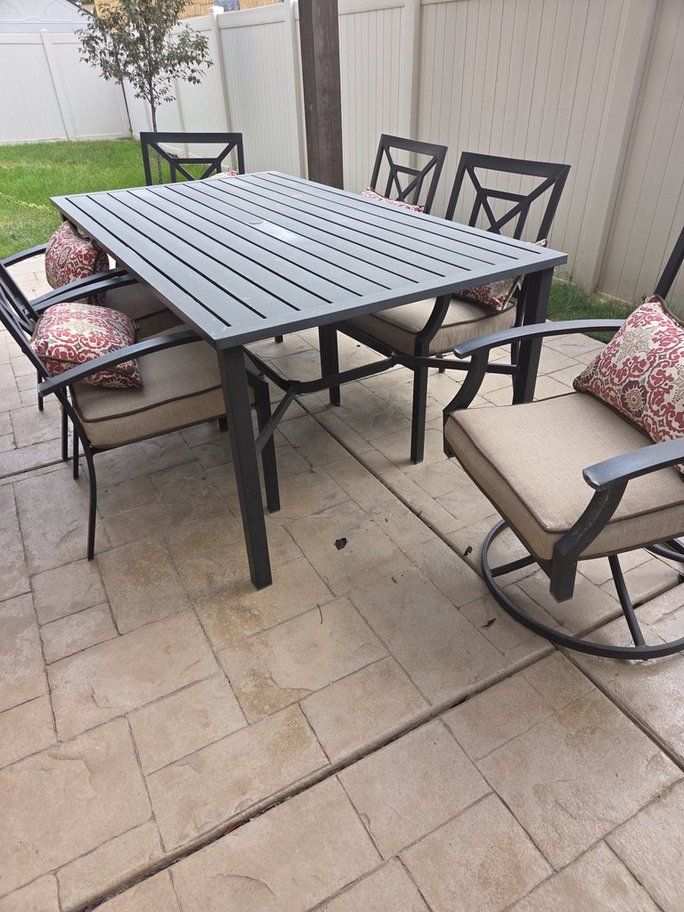 Patio Set - 6 Chairs and Table
