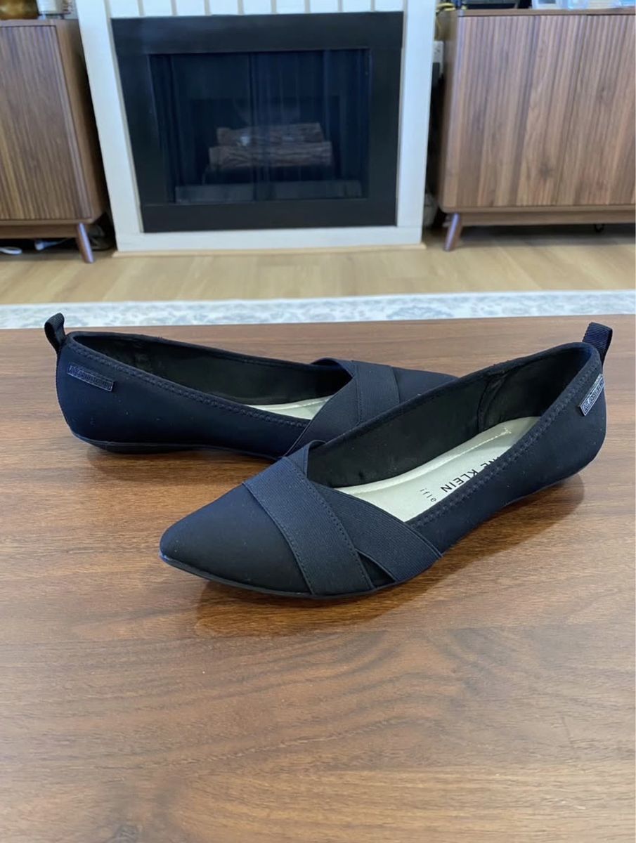 Anne Klein Oval Flats - Womens Size 9