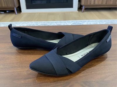 Anne Klein Oval Flats - Womens Size 9