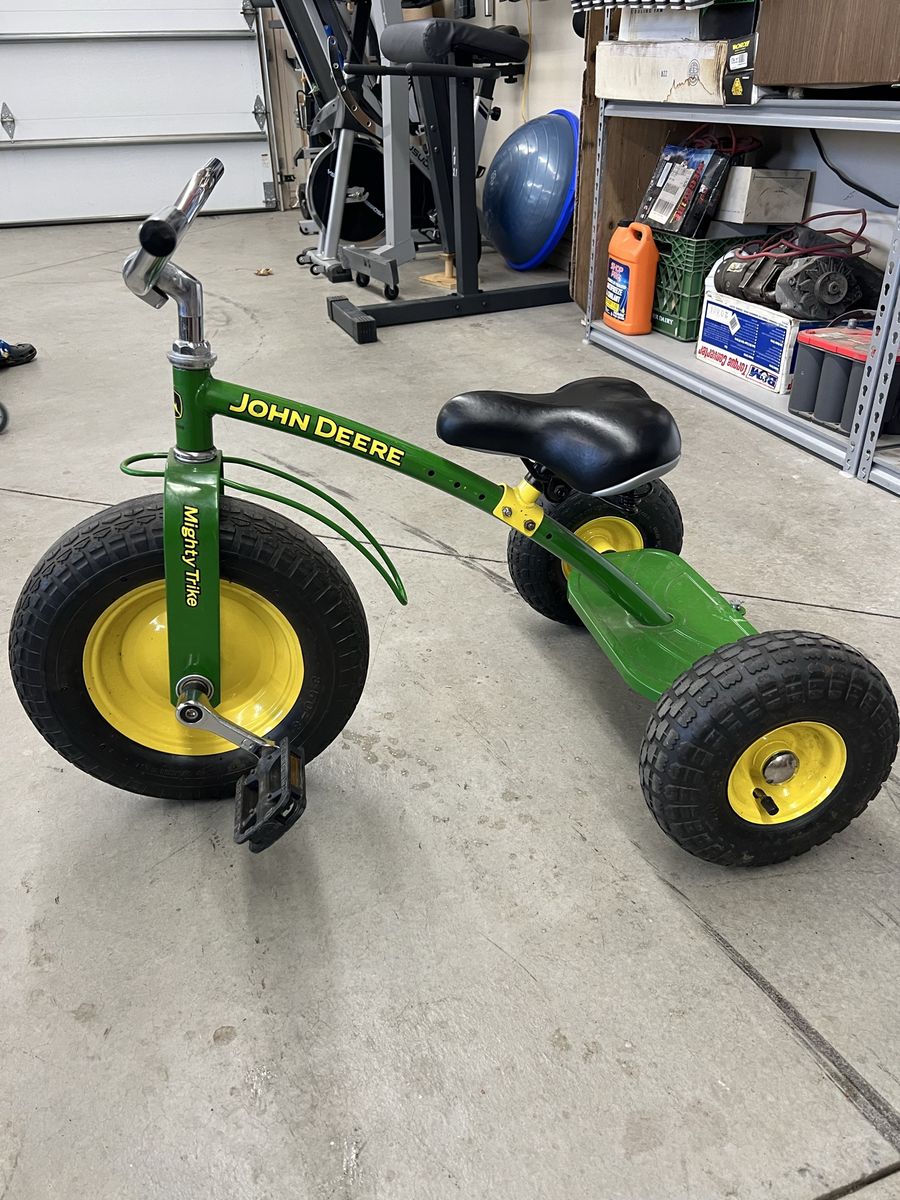John Deere Mighty Trike – Classic Kids’ Tricycle