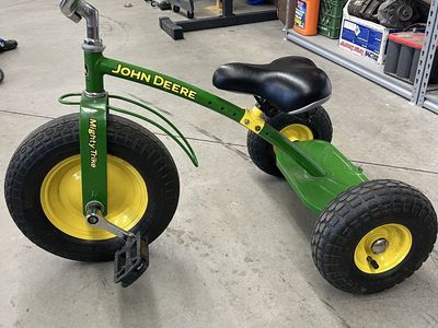 John Deere Mighty Trike – Classic Kids’ Tricycle