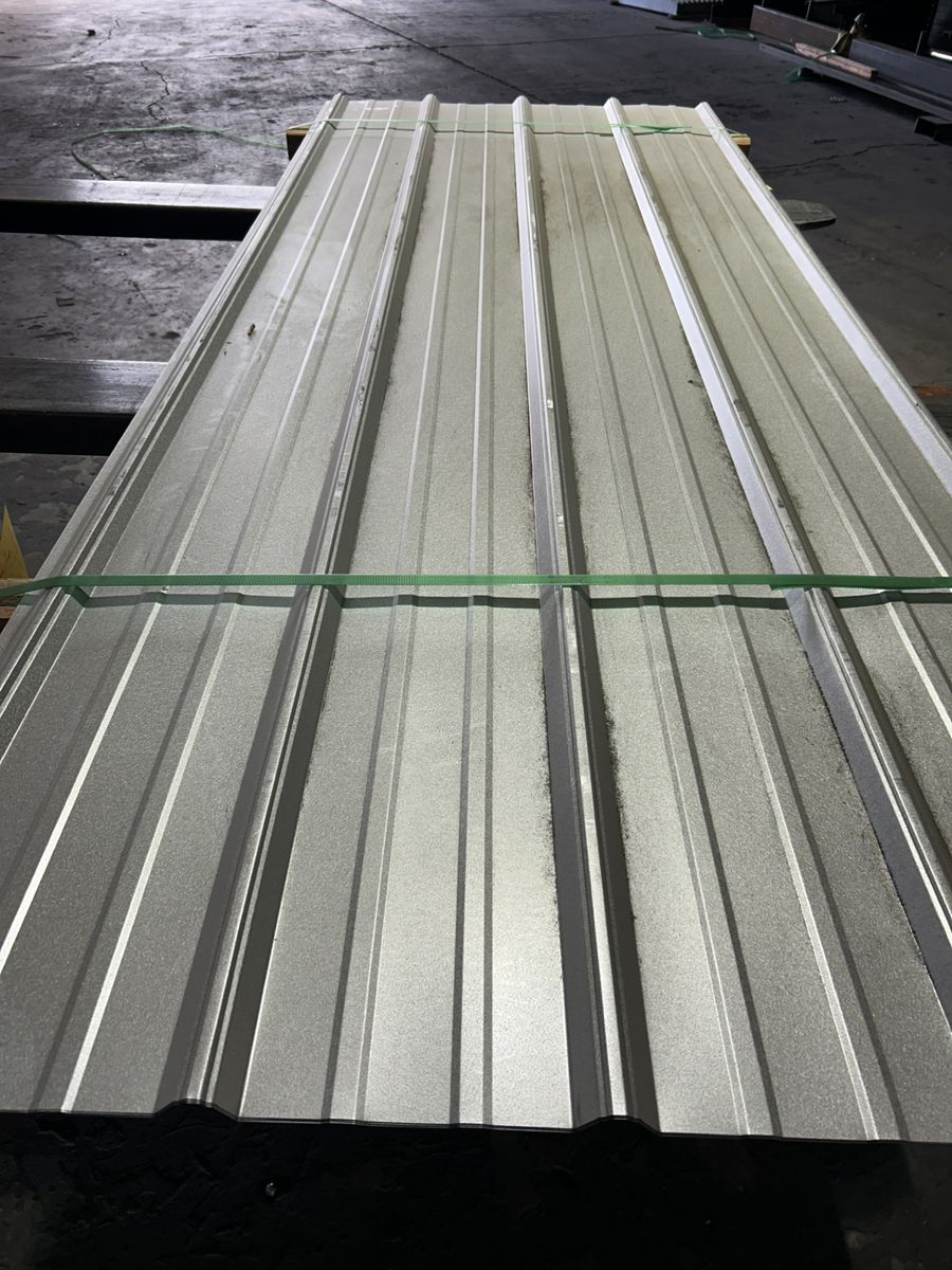 METAL ROOFING BUNDLE LOTS: LOT #5 - $35  total