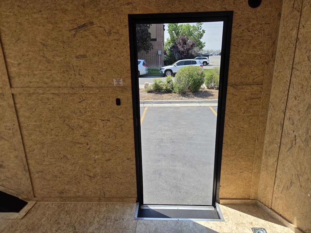 Main image 33
