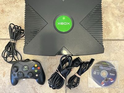 Microsoft Original Xbox Console Bundle with Controller, Power/AV Cables, and Quantum Redshift Game